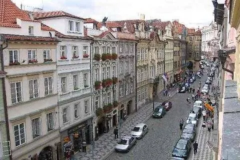 Mostecká 12 Residence Praga